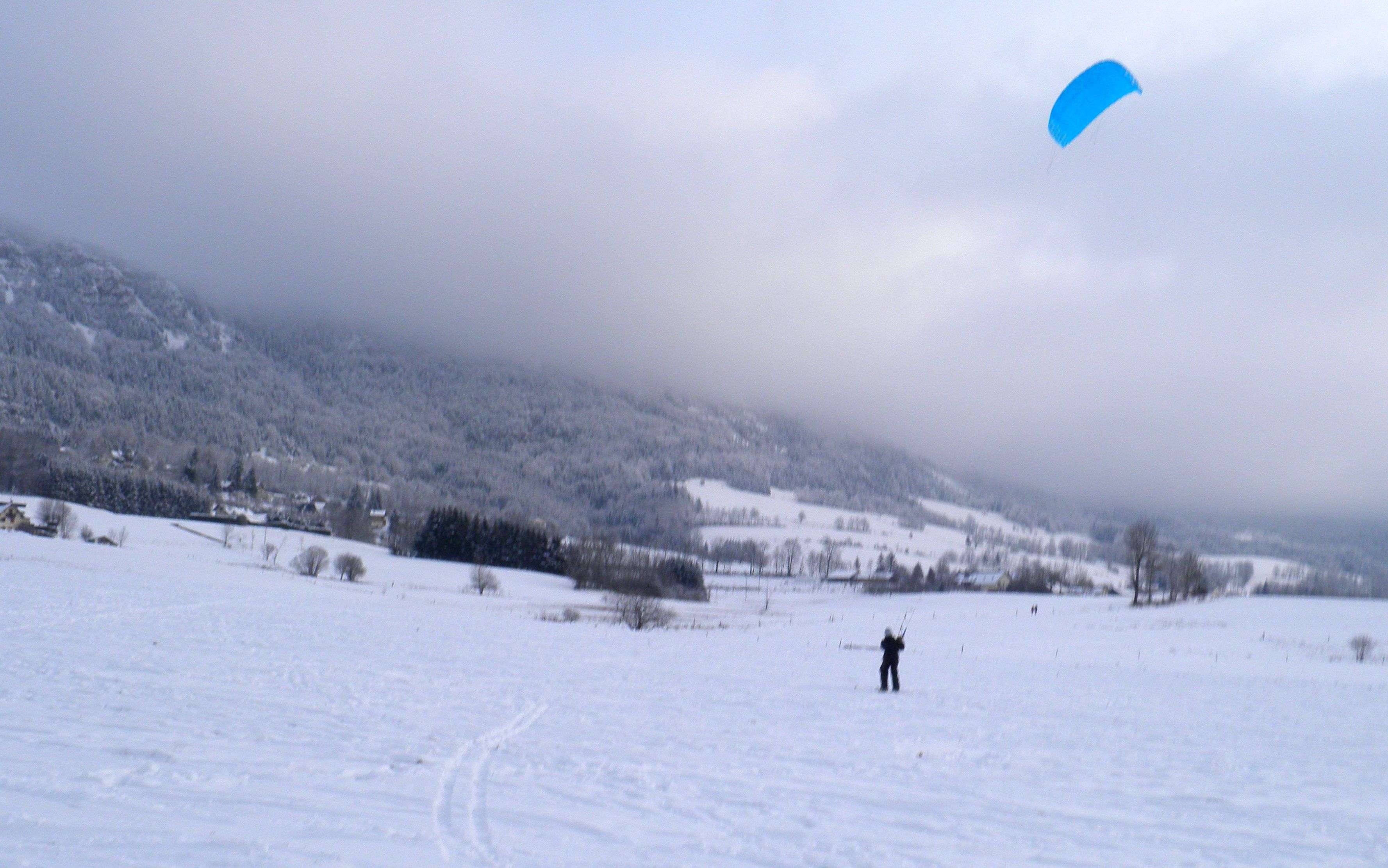 snowkite_005w.JPG