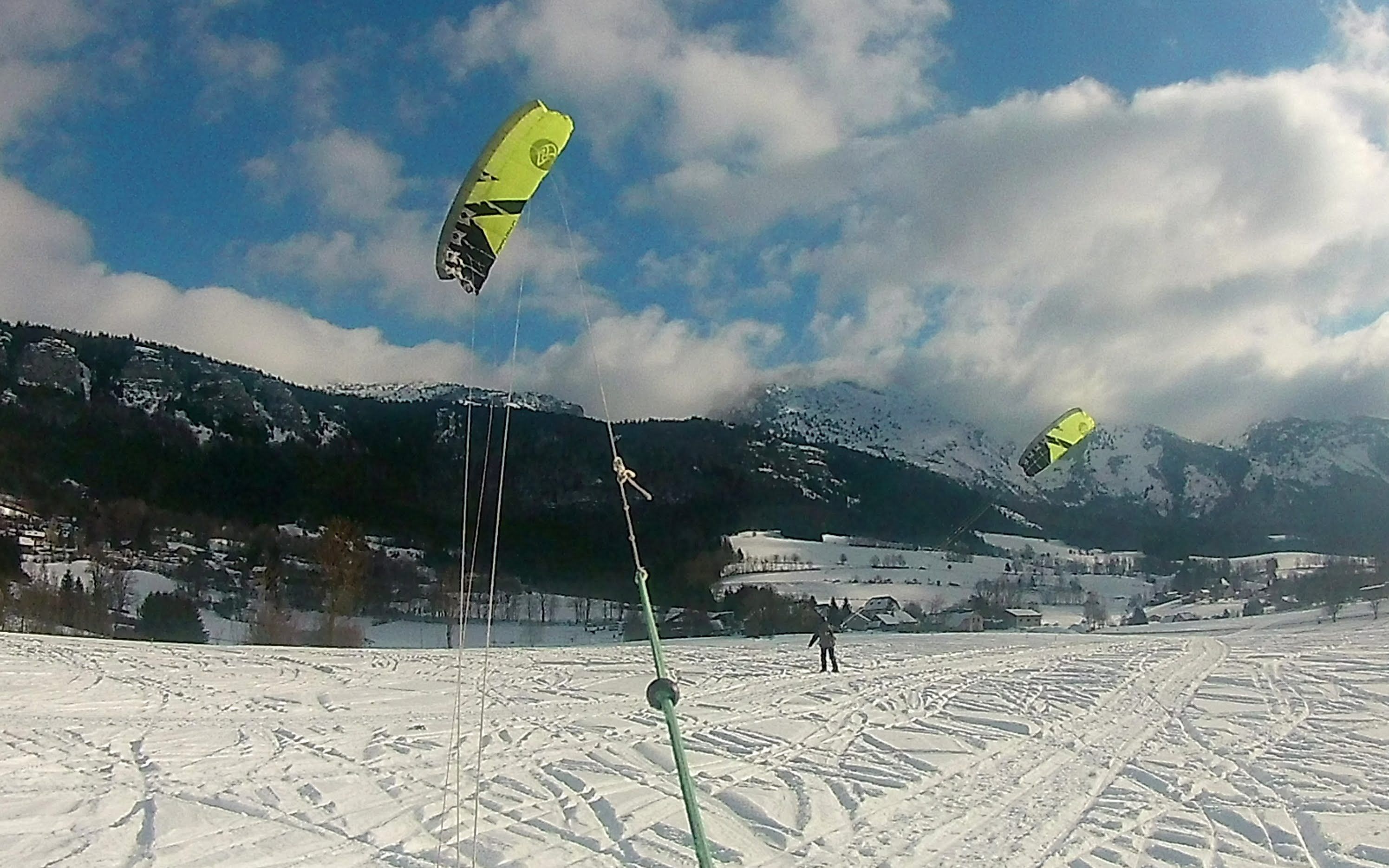 snowkite_001w.JPG